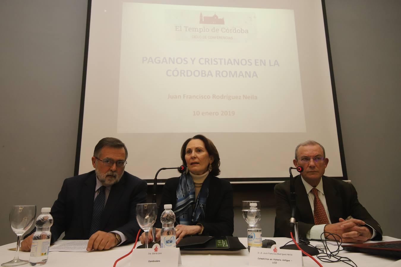 La conferencia de Rodríguez Neila en el Foro «El templo de Córdoba», en imágenes