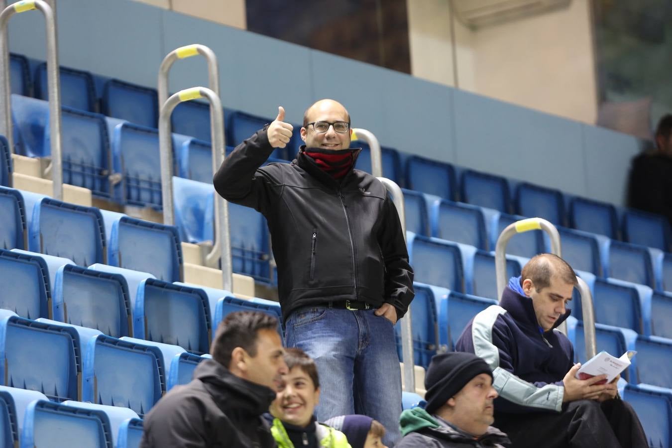 Búscate en las gradas del Carranza en el Cádiz CF-Granada