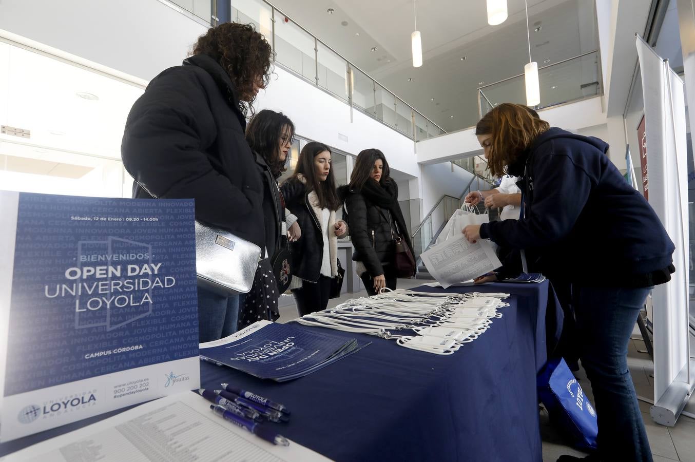 El «Open Day» de la Universidad Loyola, en imágenes