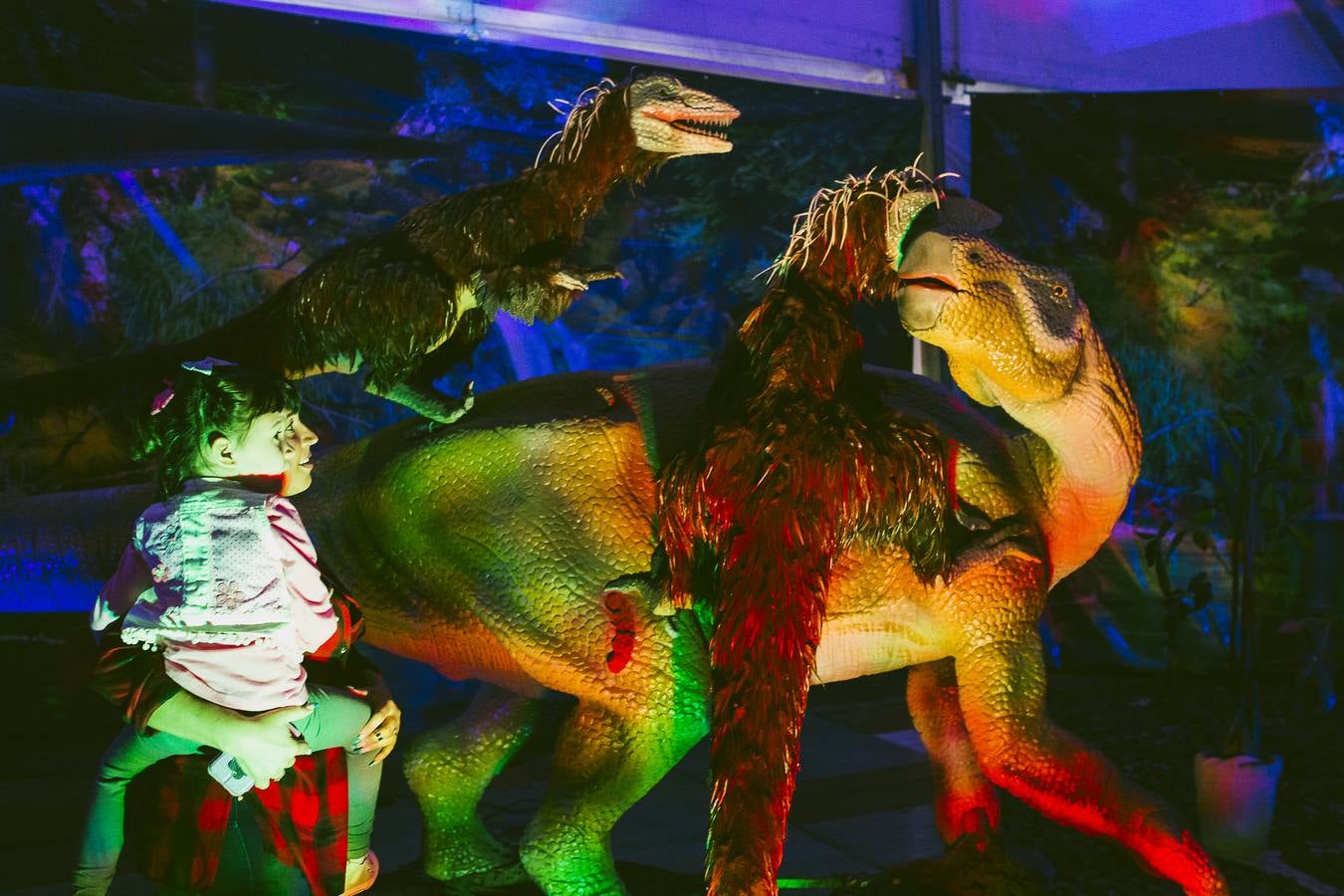 La mayor exposición de dinosaurios llega a Cádiz este sábado