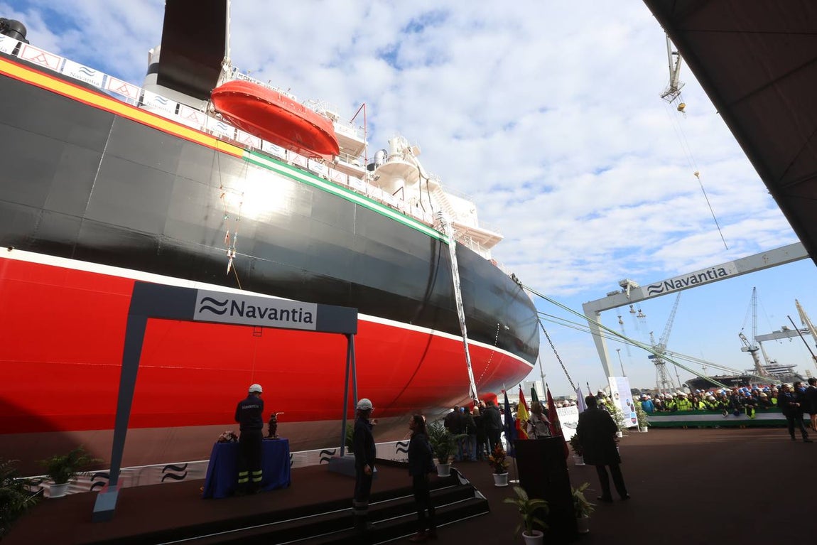 Fotos: Navantia entrega el tercer petrolero, Monte Urquiola, al grupo vasco Ibaizabal