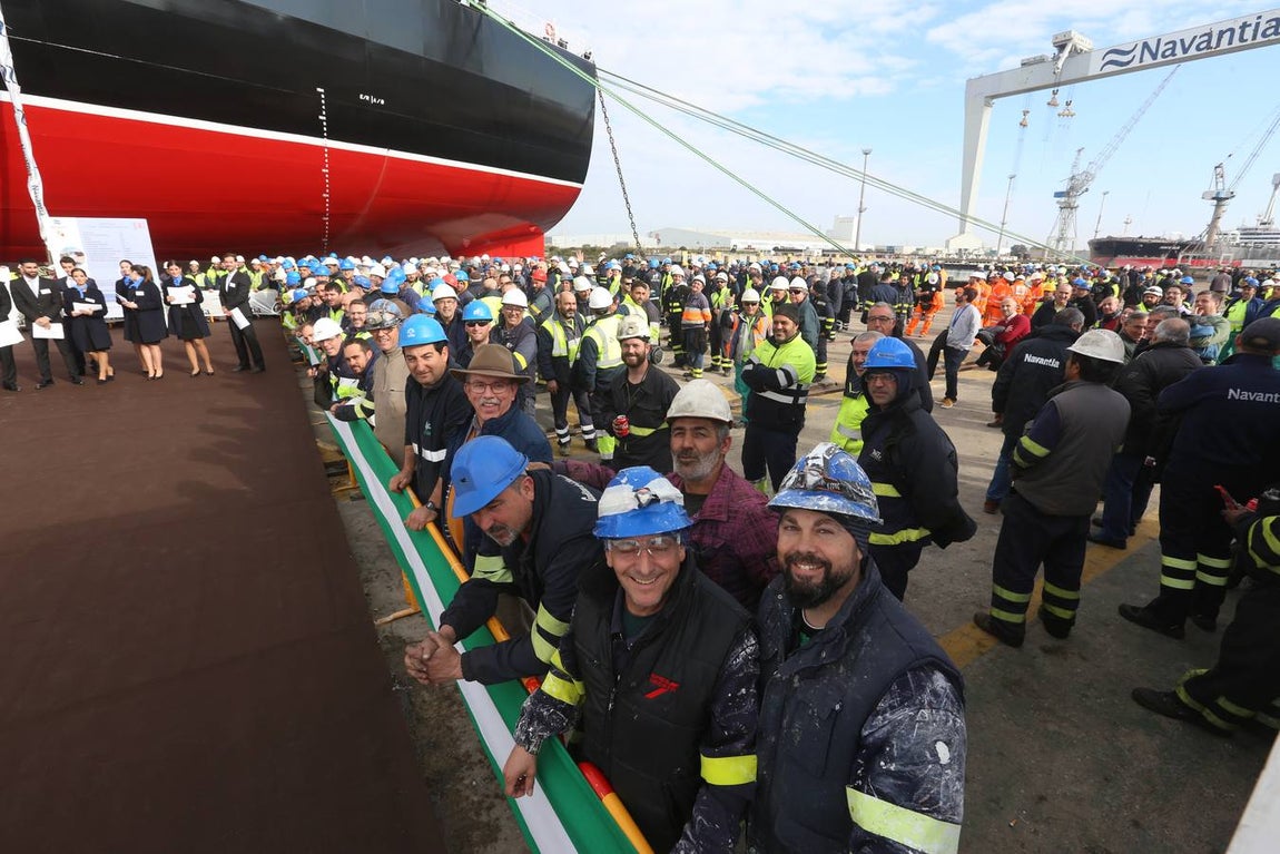 Fotos: Navantia entrega el tercer petrolero, Monte Urquiola, al grupo vasco Ibaizabal