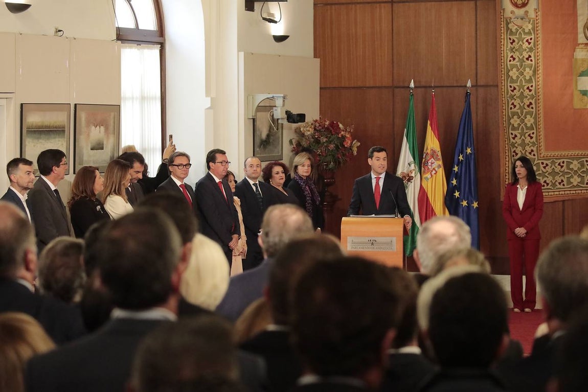 La toma de posesión de Moreno como presidente de la Junta, en imágenes