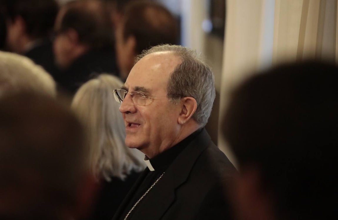 La toma de posesión de Moreno como presidente de la Junta, en imágenes