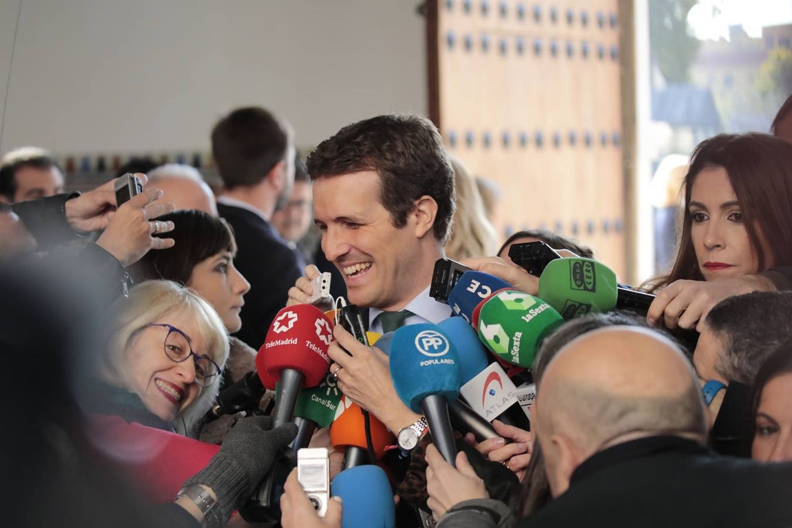 La toma de posesión de Moreno como presidente de la Junta, en imágenes