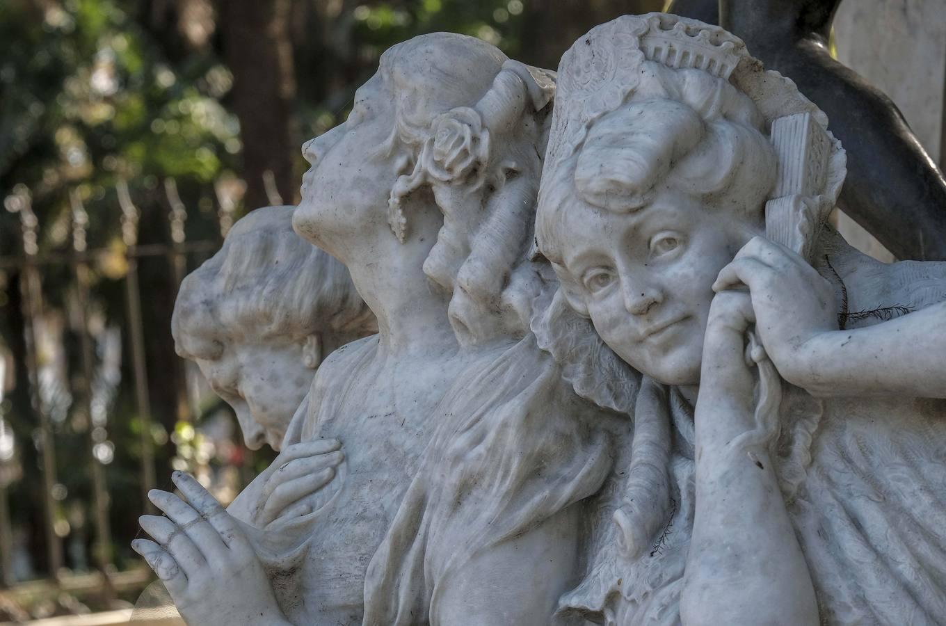 Glorieta de Becquer en el Parque María Luisa