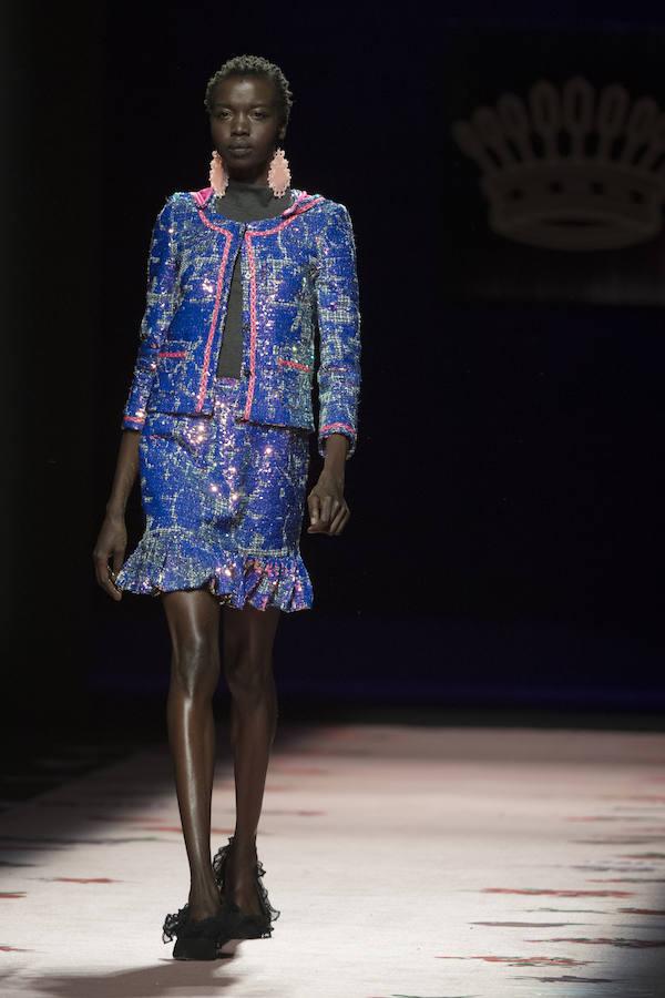 Y ha recuperado los tweed. 