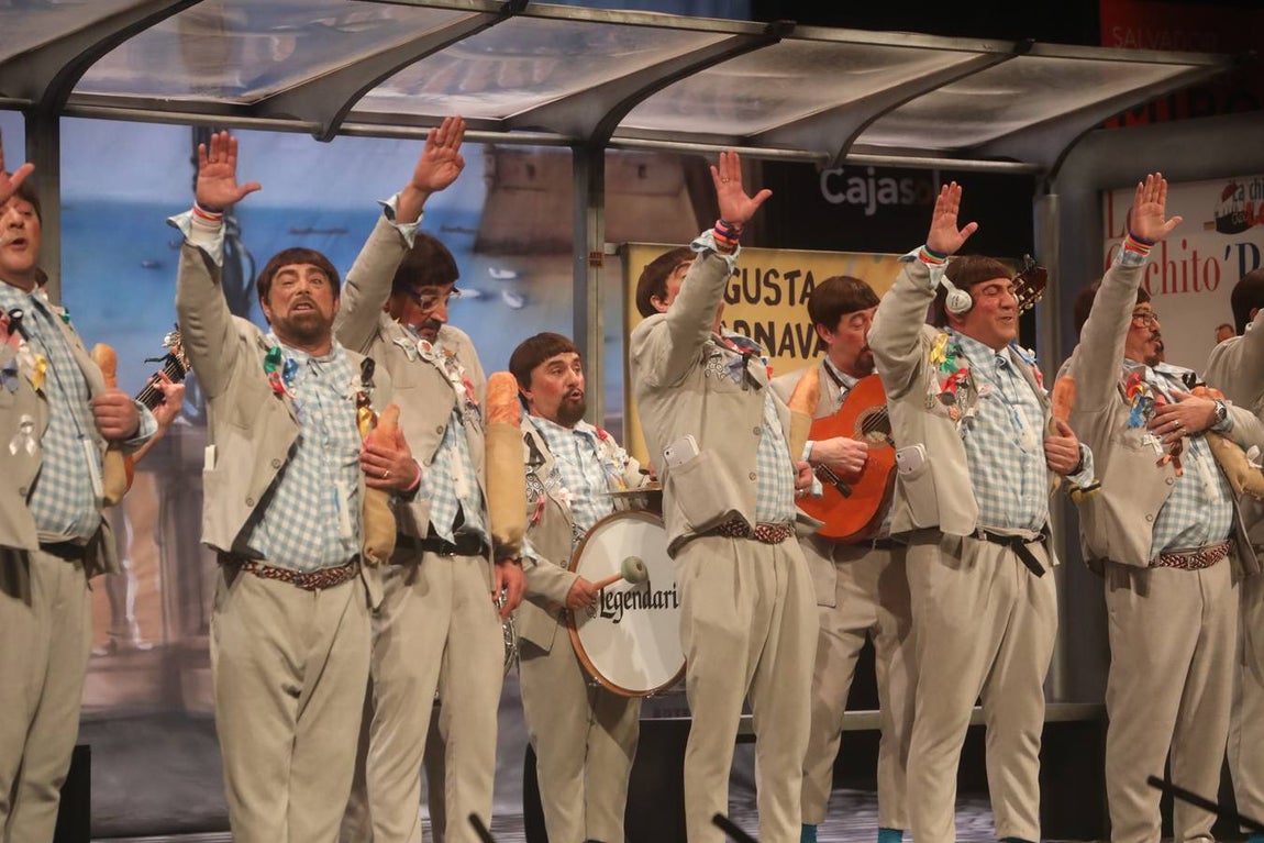 FOTOS: Chirigota Los cachito pan en el COAC 2019