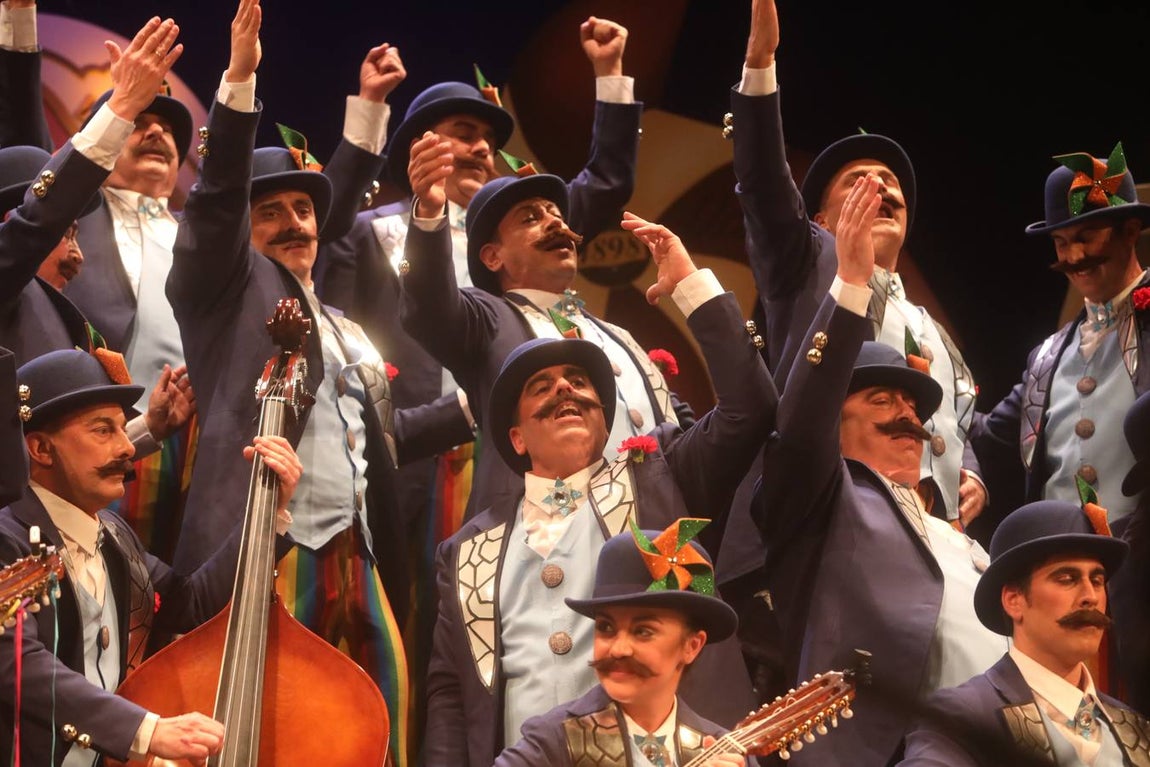 FOTOS: Coro El Tango se escribe con tiza en el COAC 2019