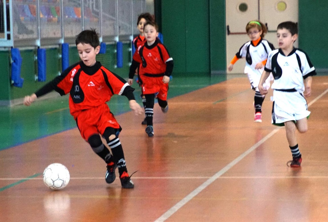 Las mejores imágenes del encuentro Merced 3C Escuelas Inter "C" - Sagrado Corazón de Jesús de Gutenberg "A". 