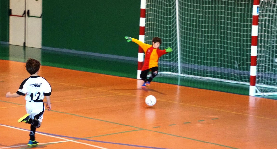 Las mejores imágenes del encuentro Merced 3C Escuelas Inter "C" - Sagrado Corazón de Jesús de Gutenberg "A". 