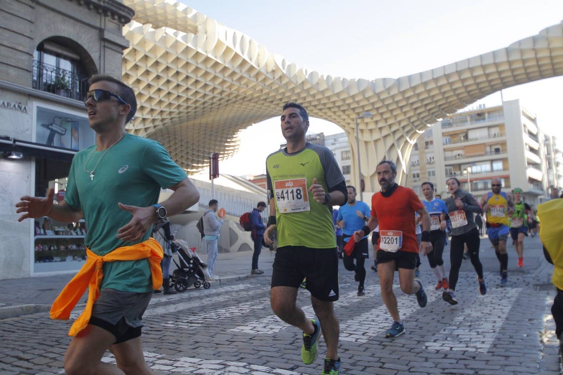 ¿Has corrido en la Medio Maratón de Sevilla? Búscate aquí (II)