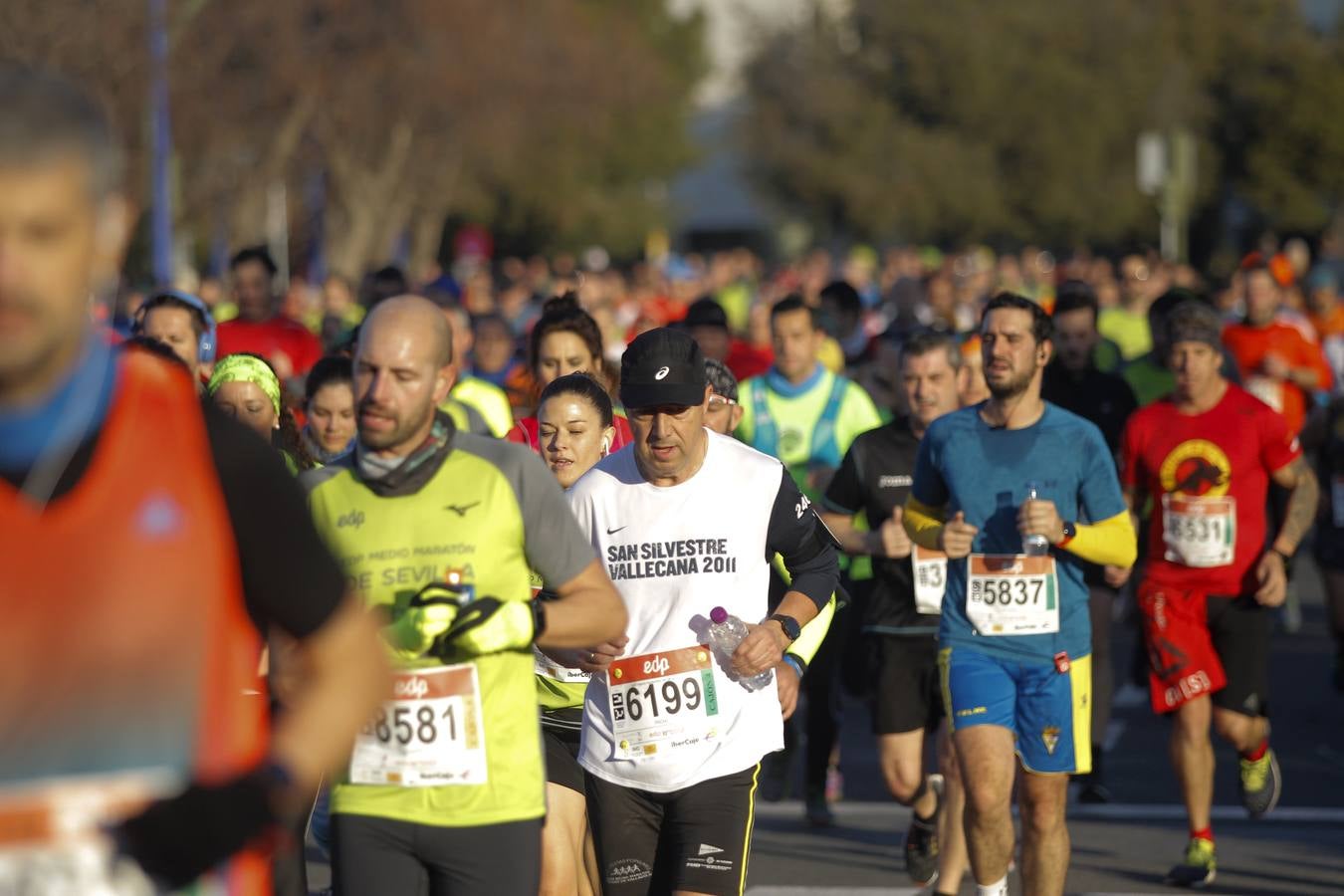 ¿Has corrido en la Medio Maratón de Sevilla? Búscate aquí (III)