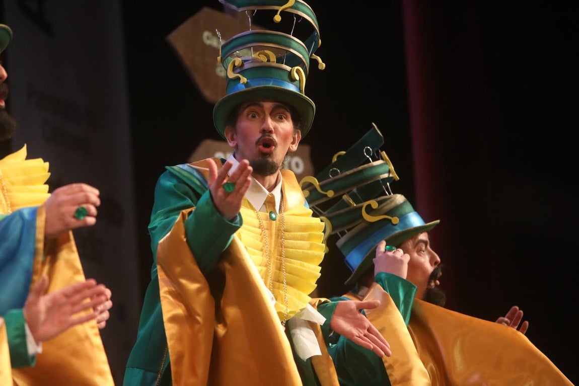 FOTOS: Chirigota Cosas del destino en el COAC 2019