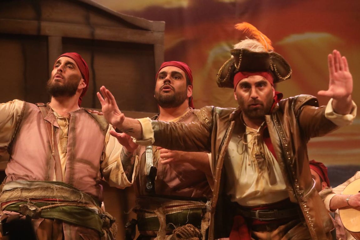 FOTOS: Comparsa A base de palos en el COAC 2019