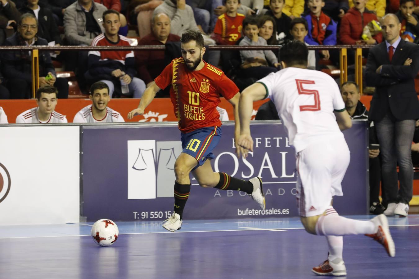 La victoria de España a Hungría por 7-0 en Fútbol Sala, en imágenes