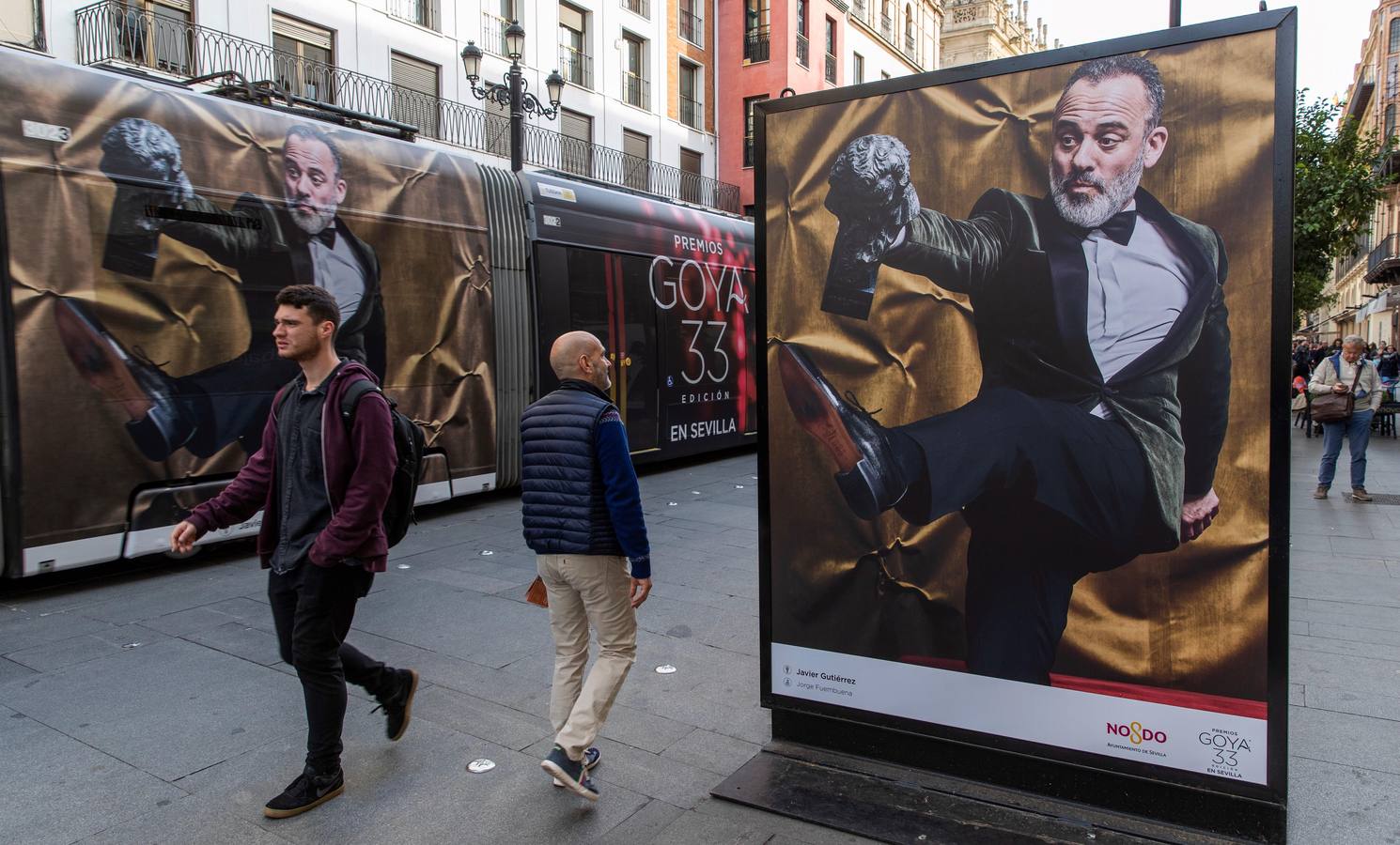 Fotogalería: Sevilla luce para la gala de los Goya