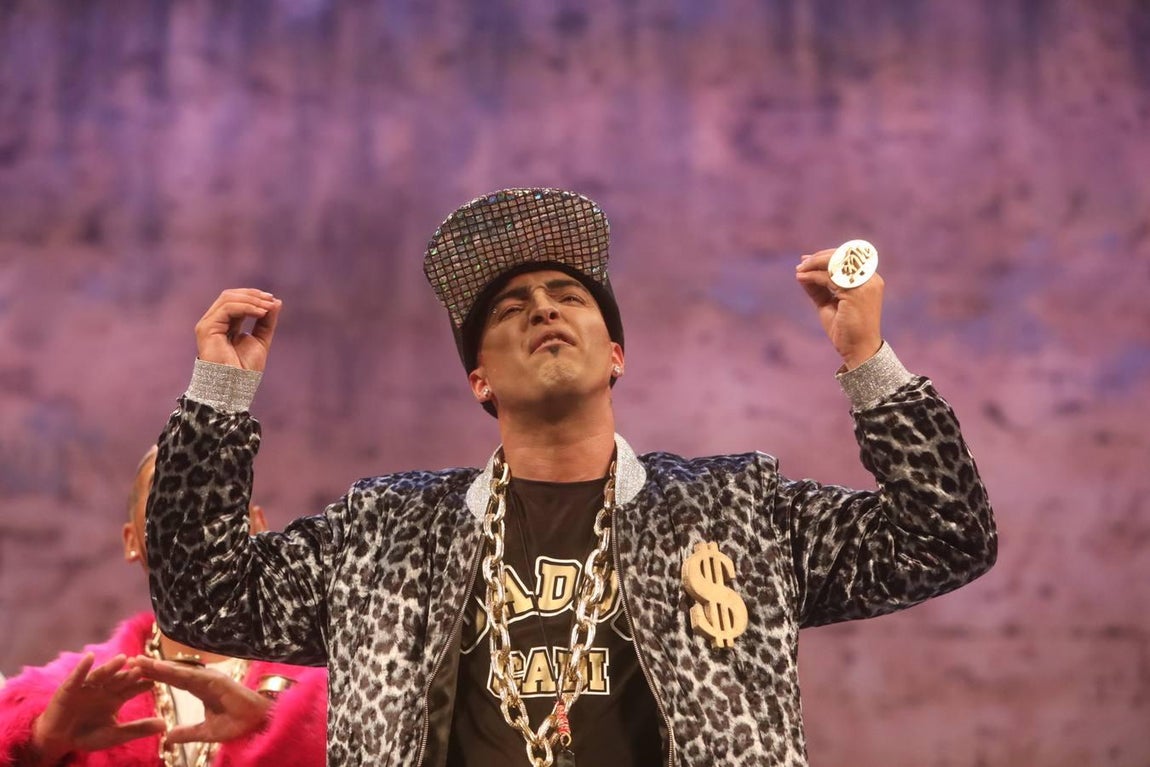 FOTOS: chirigota Daddy Cadi en el COAC 2019