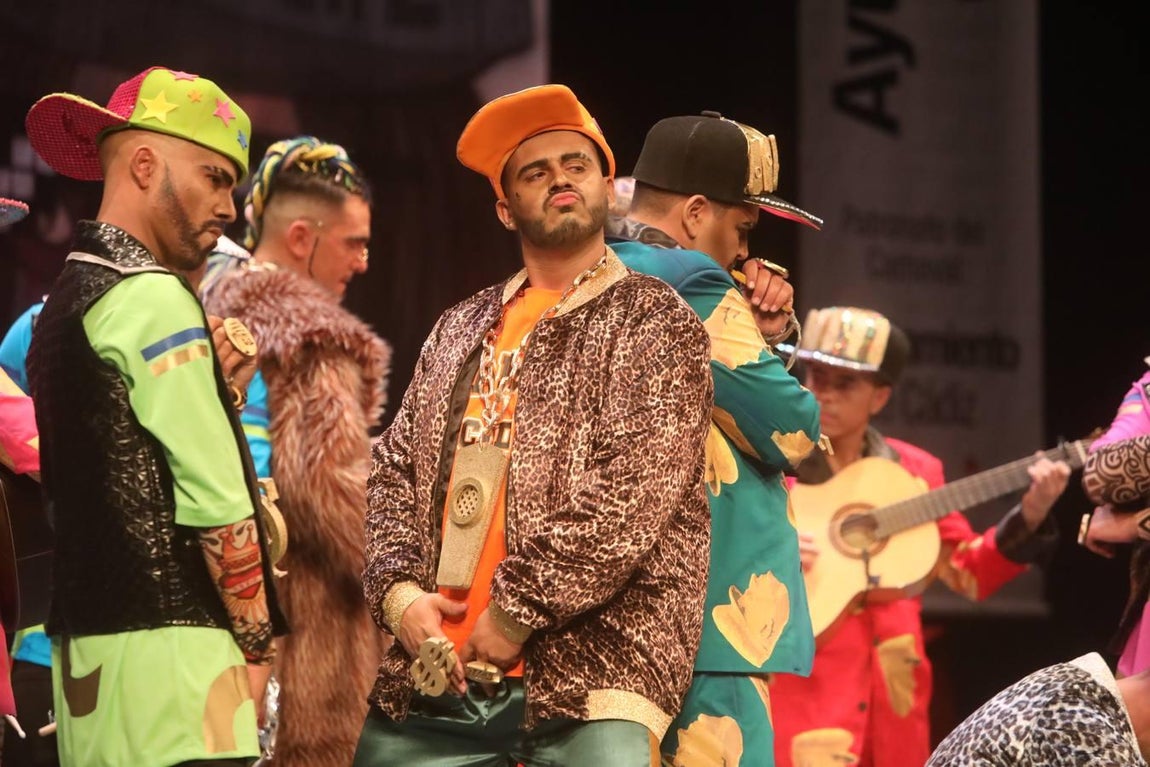 FOTOS: chirigota Daddy Cadi en el COAC 2019