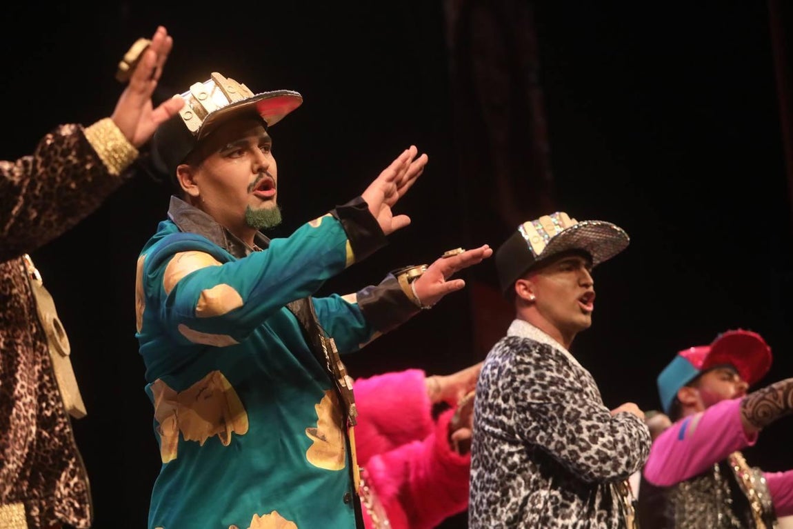 FOTOS: chirigota Daddy Cadi en el COAC 2019