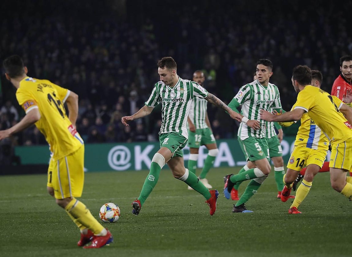 El partido Betis - Espanyol, en imágenes