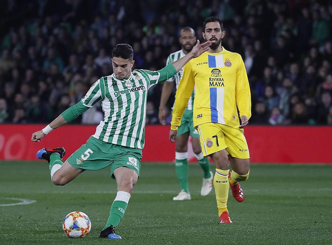 El partido Betis - Espanyol, en imágenes