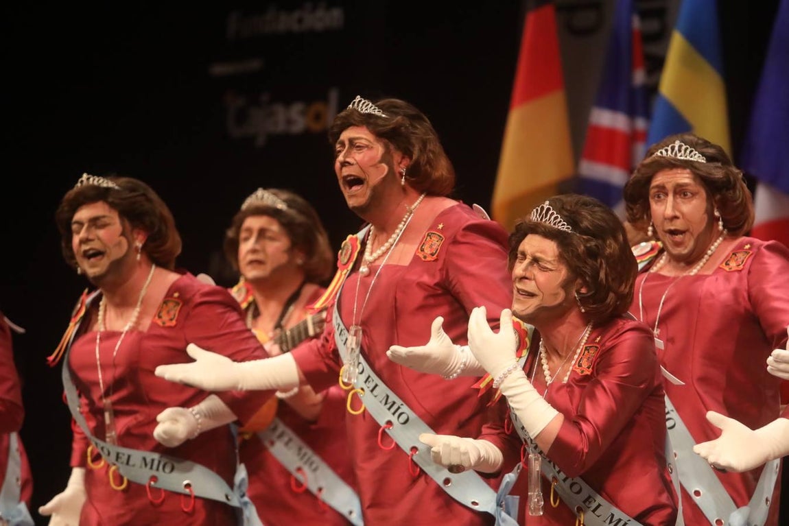 FOTOS: chirigota Este año ya me toca a mí