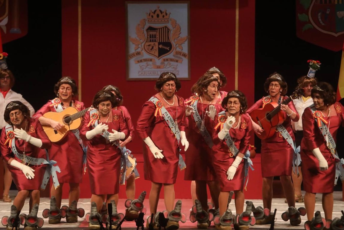 FOTOS: chirigota Este año ya me toca a mí