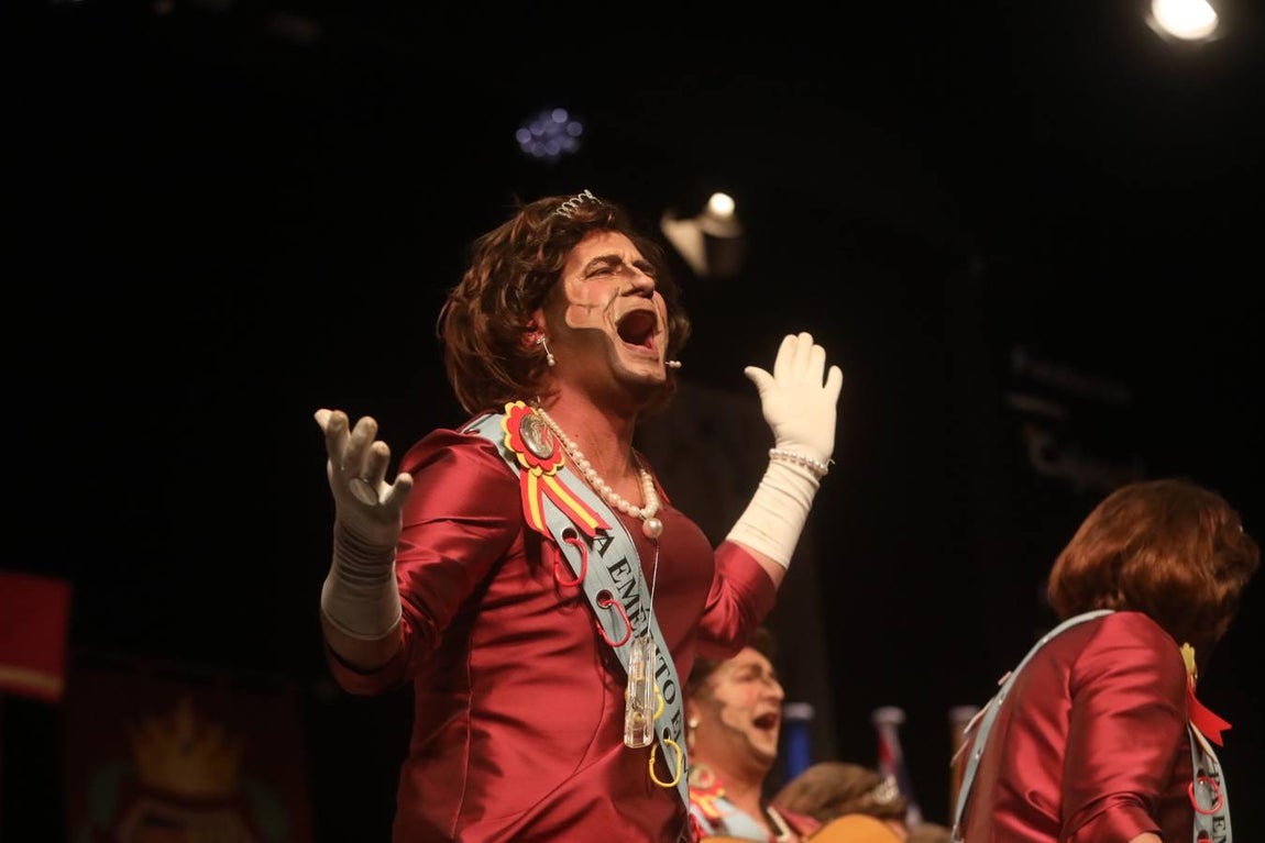 FOTOS: chirigota Este año ya me toca a mí