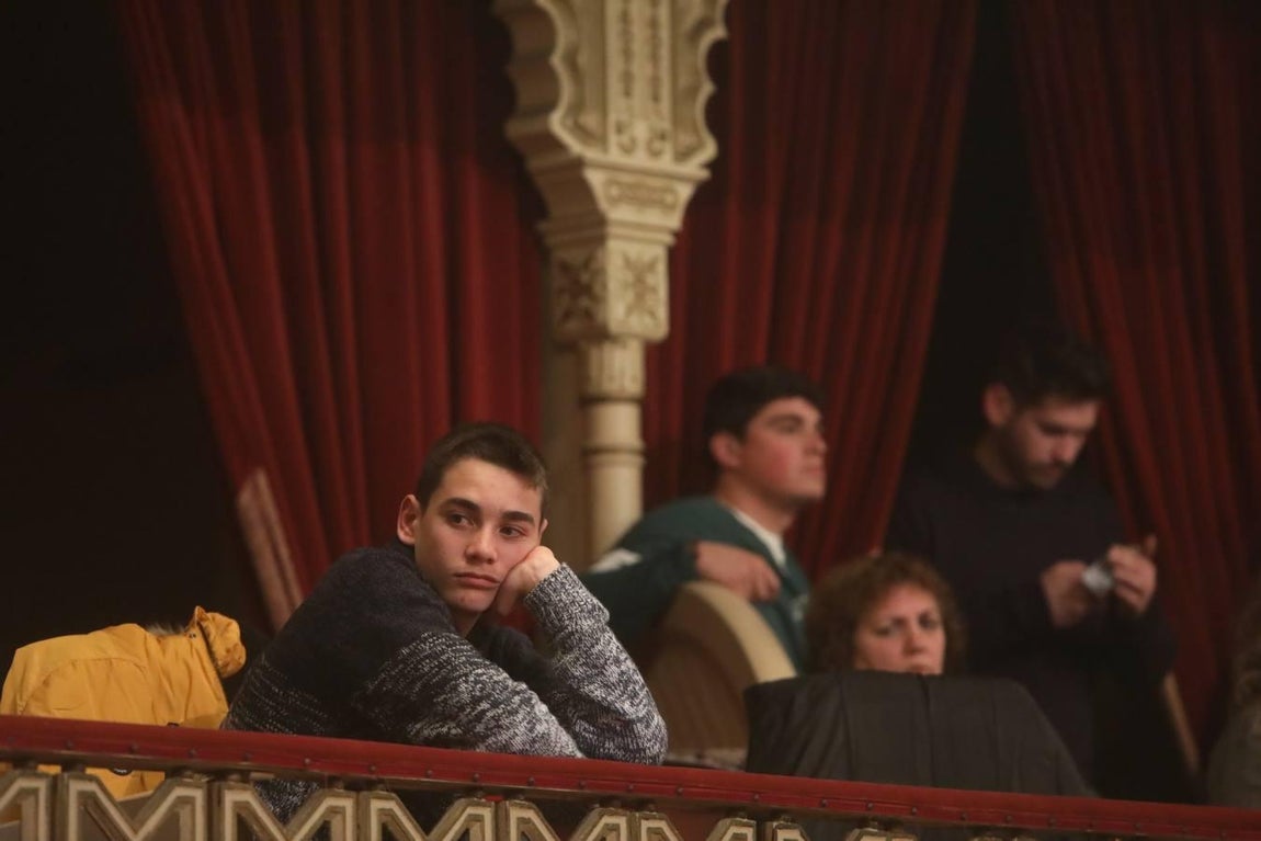 FOTOS: ¿Has ido al Falla este martes? ¡Búscate!