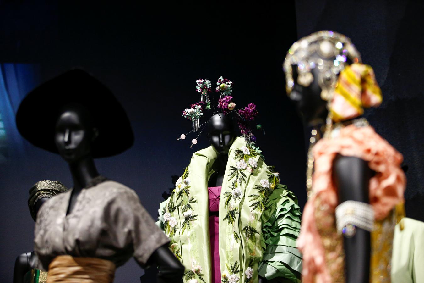 El Museo Victoria &amp;amp; Albert de Londres acoge la mayor retrospectiva de Dior