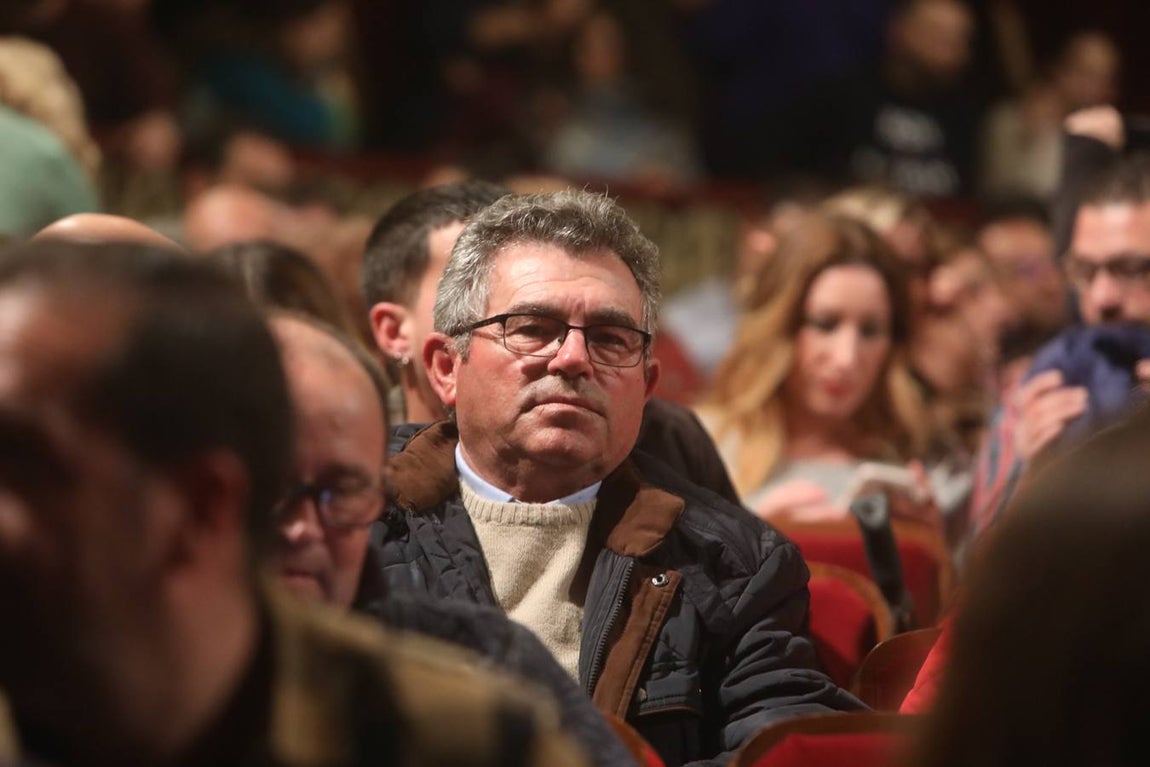 FOTOS: ¿Has ido al COAC este jueves? ¡Búscate en el Falla!