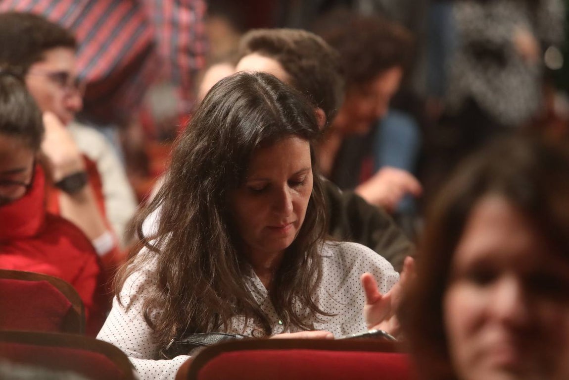 FOTOS: ¿Has ido al COAC este jueves? ¡Búscate en el Falla!