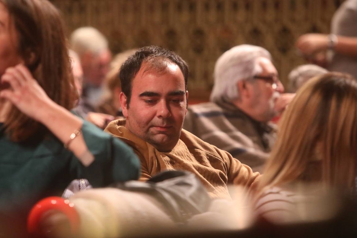 FOTOS: ¿Has ido al COAC este jueves? ¡Búscate en el Falla!