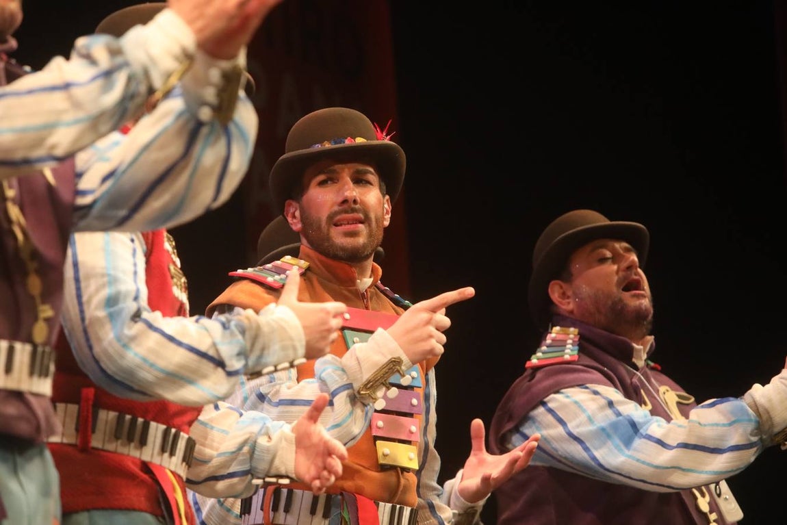 FOTOS: Comparsa Músicos Sin Fronteras en el COAC 2019