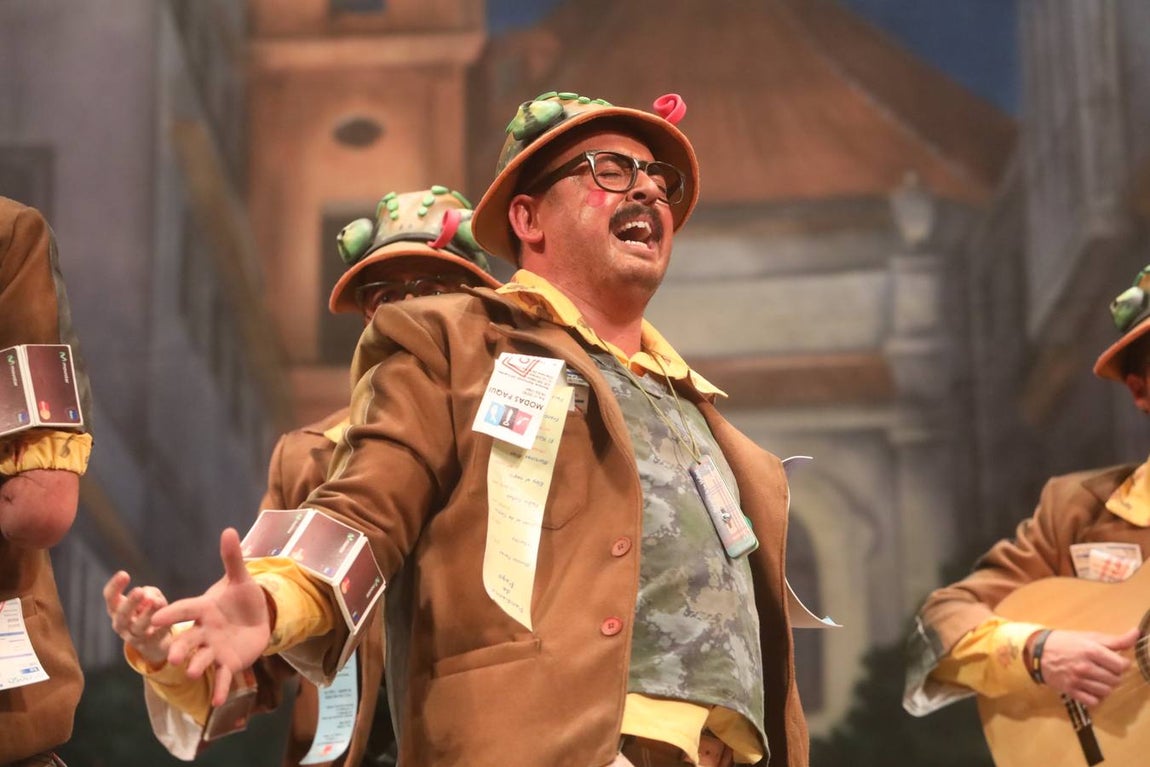 FOTOS: Chirigota Los Morosos en el COAC 2019