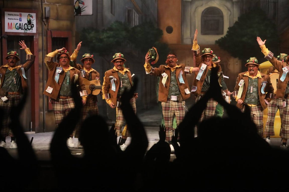 FOTOS: Chirigota Los Morosos en el COAC 2019