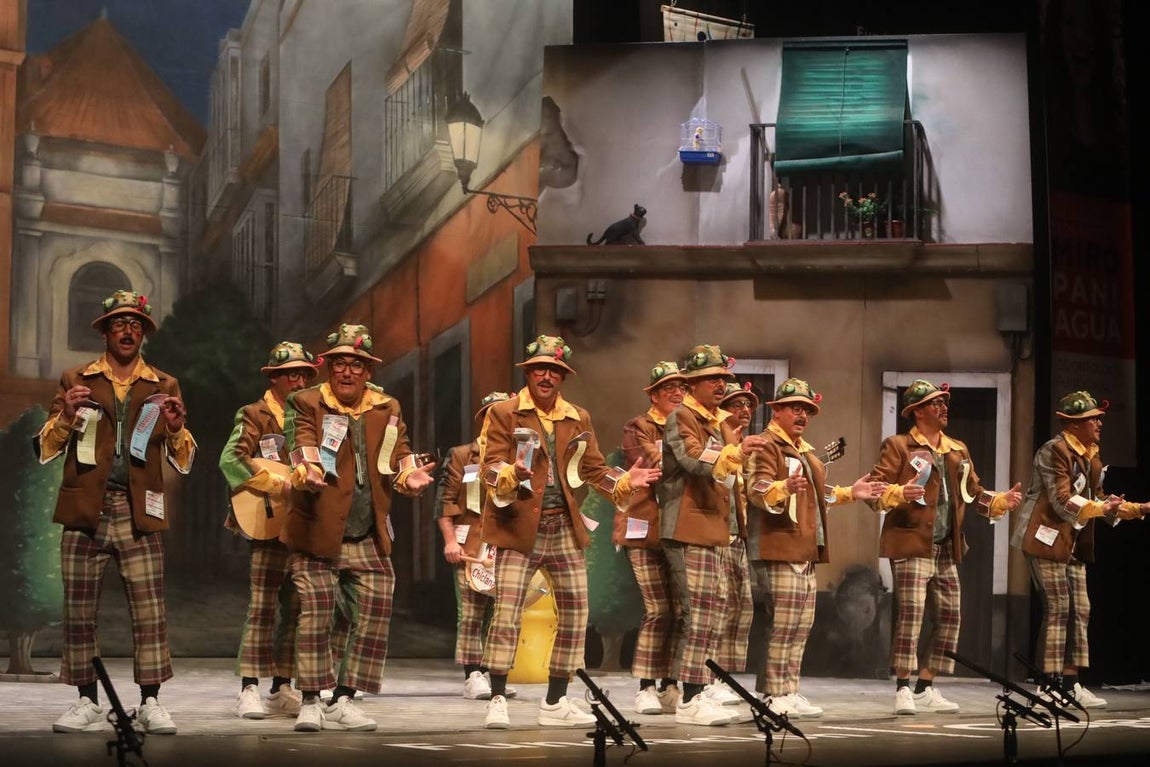 FOTOS: Chirigota Los Morosos en el COAC 2019