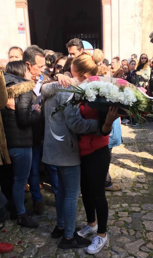 Crónica gráfica del funeral por los trabajadores que murieron en el accidente de Arahal