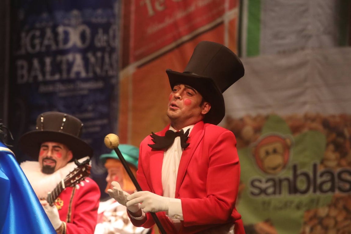 ¿Con qué imágenes del viernes de Concurso del Falla te quedas?