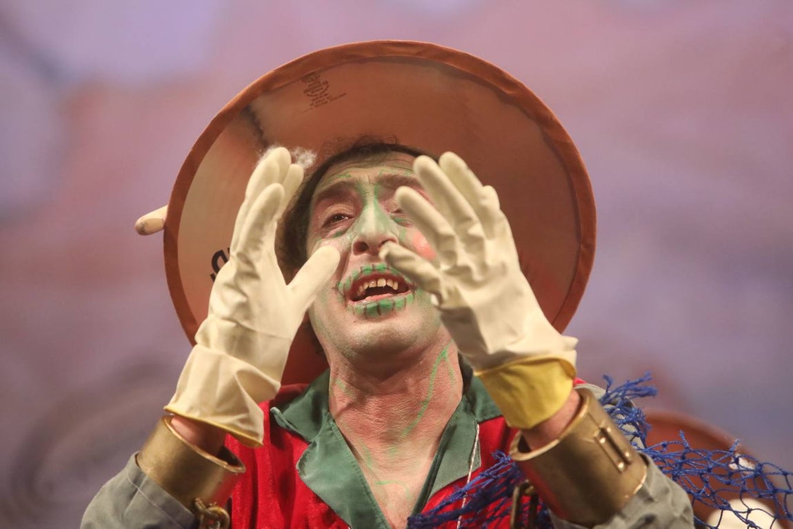 FOTOS: chirigota Los fantasmíbiris mamarrachíbiris del templo de las coplíbiris