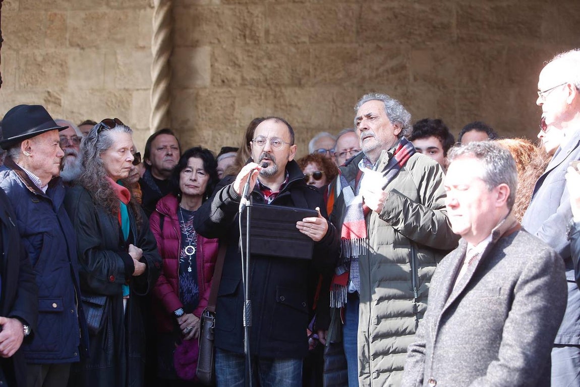 Autoridades, familia y amigos despiden a Távora en Sevilla
