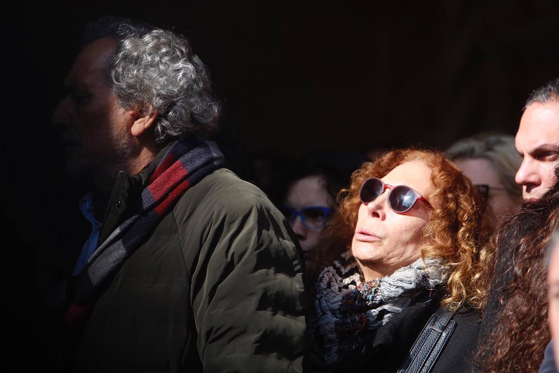 Autoridades, familia y amigos despiden a Távora en Sevilla