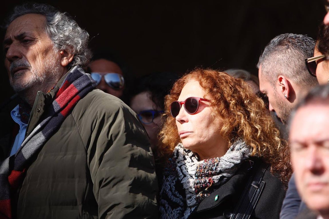 Autoridades, familia y amigos despiden a Távora en Sevilla