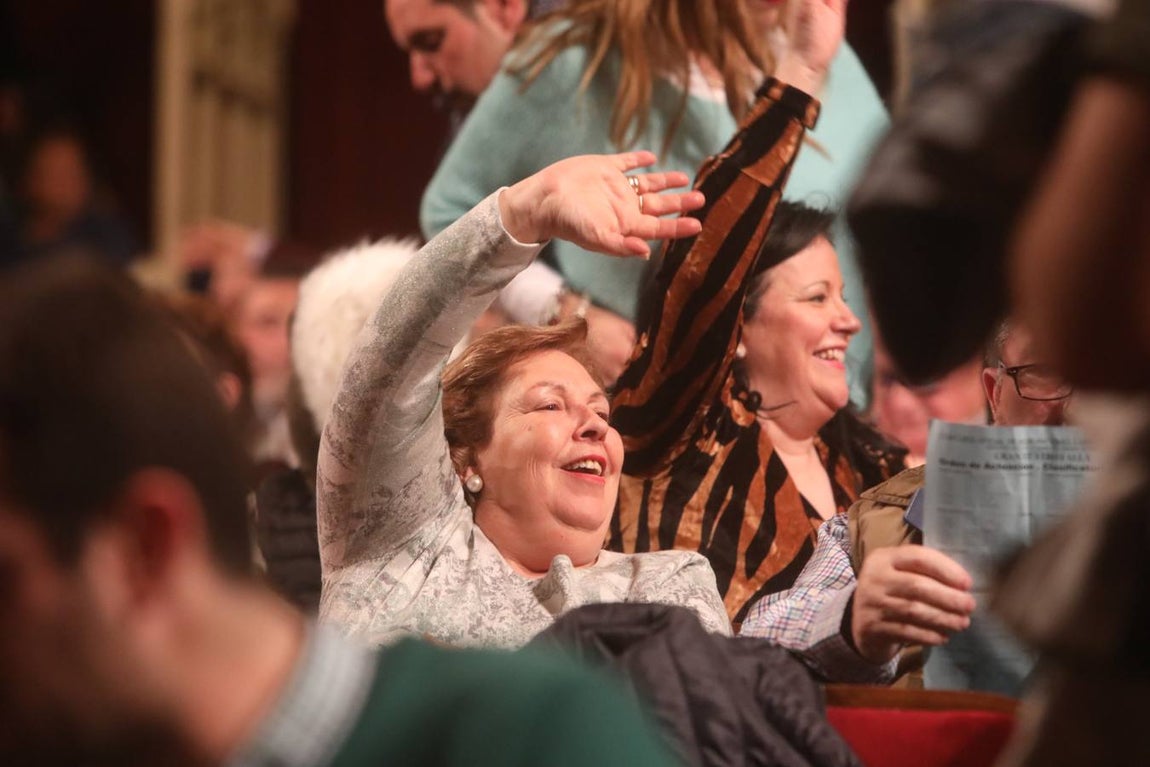 ¿Estás en la sesión de domingo del COAC en el Falla? ¡Búscate!