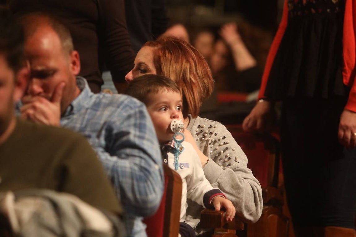 ¿Estás en la sesión de domingo del COAC en el Falla? ¡Búscate!