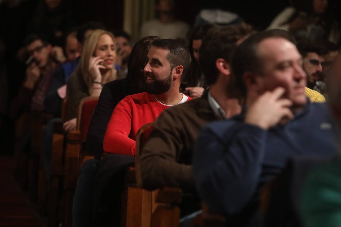 ¿Estás en la sesión de domingo del COAC en el Falla? ¡Búscate!