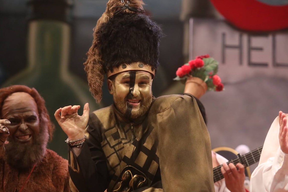 FOTOS: chirigota Los que vienen de etiqueta