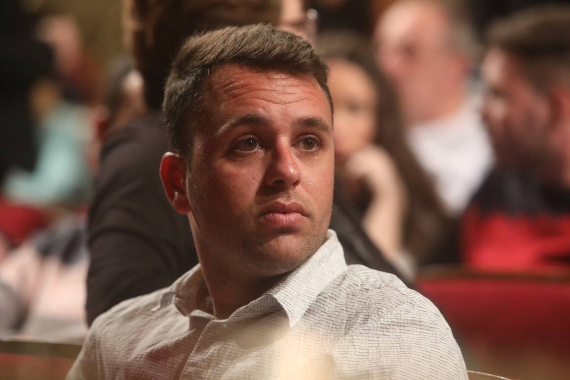 Lunes de COAC en el Falla. ¡Búscate en las fotos!