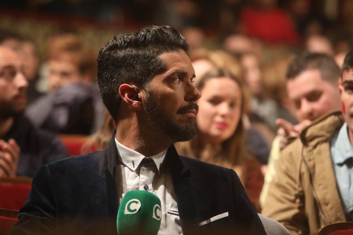 Lunes de COAC en el Falla. ¡Búscate en las fotos!